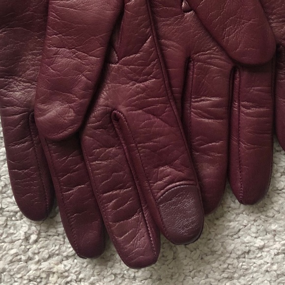 Aritzia Leather Gloves.NWT. - Picture 3 of 6
